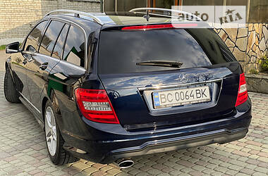 Універсал Mercedes-Benz C-Class 2011 в Львові