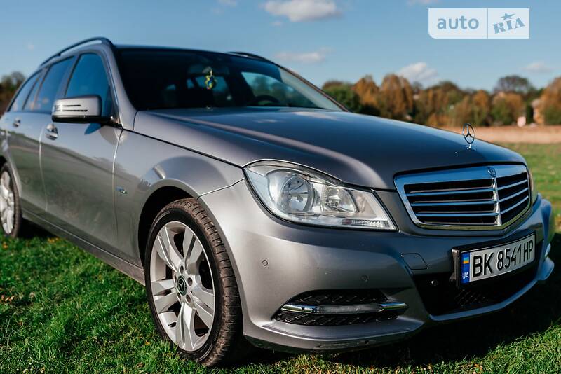 Универсал Mercedes-Benz C-Class 2011 в Ровно
