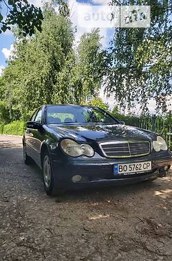 Седан Mercedes-Benz C-Class 2003 в Бучаче