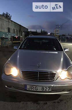 Універсал Mercedes-Benz C-Class 2001 в Кривому Розі