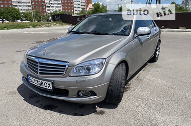 Седан Mercedes-Benz C-Class 2009 в 