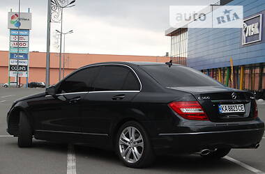 Седан Mercedes-Benz C-Class 2012 в Києві