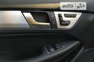 Купе Mercedes-Benz C-Class 2011 в 