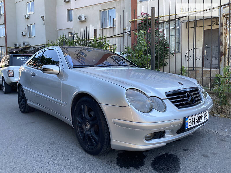 Купе Mercedes-Benz C-Class 2001 в Одессе