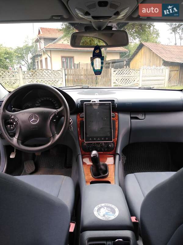 Седан Mercedes-Benz C-Class 2001 в 