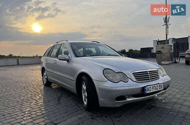 Универсал Mercedes-Benz C-Class 2003 в Мукачево