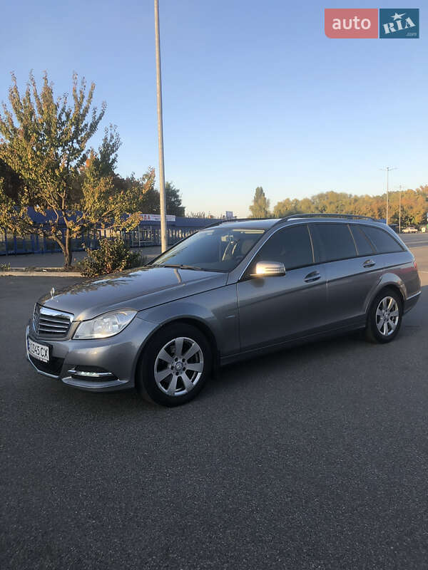 Универсал Mercedes-Benz C-Class 2012 в Хмельницком