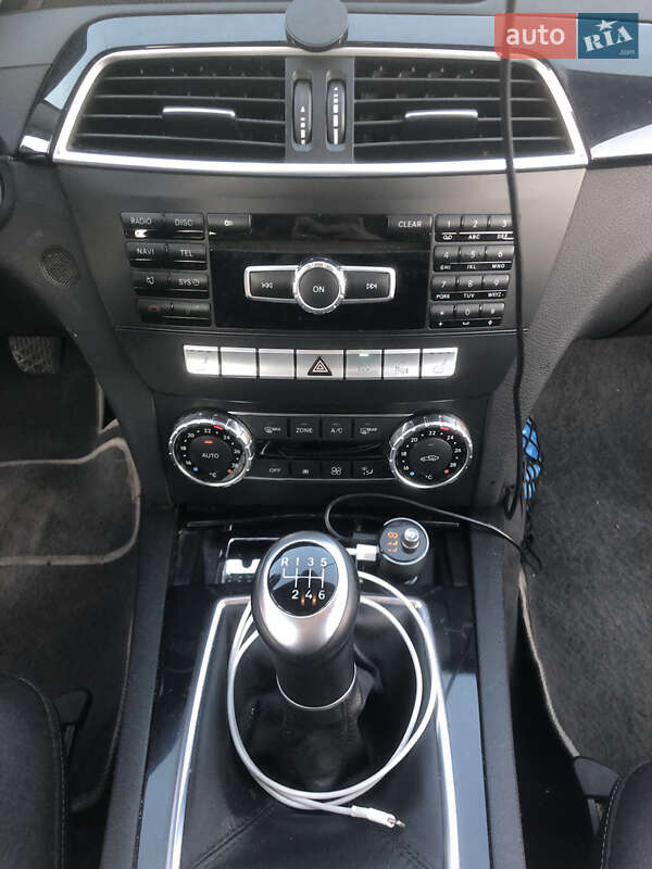 Универсал Mercedes-Benz C-Class 2012 в Хмельницком