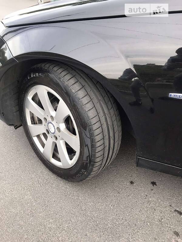 Универсал Mercedes-Benz C-Class 2010 в Днепре