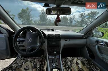 Седан Mercedes-Benz C-Class 2001 в 