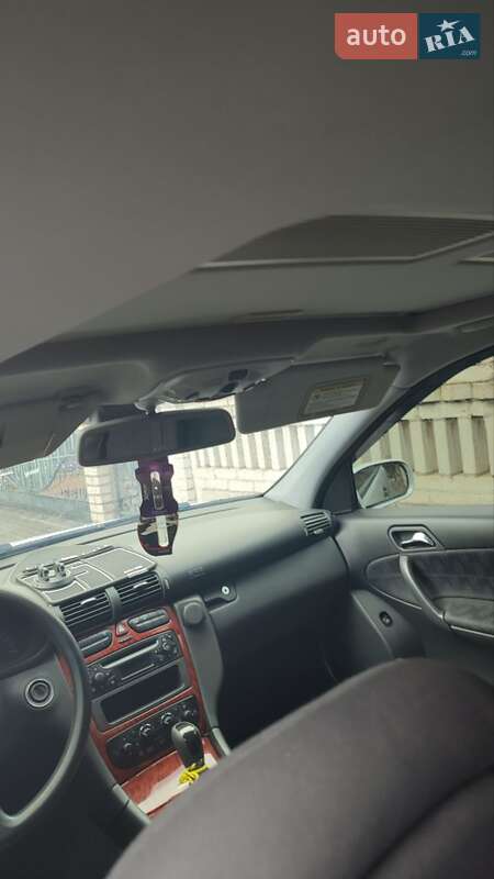 Седан Mercedes-Benz C-Class 2004 в Бершади фото 10 Седан Mercedes-Benz C-Class 2004 в Бершади