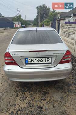 Седан Mercedes-Benz C-Class 2004 в Бершаді