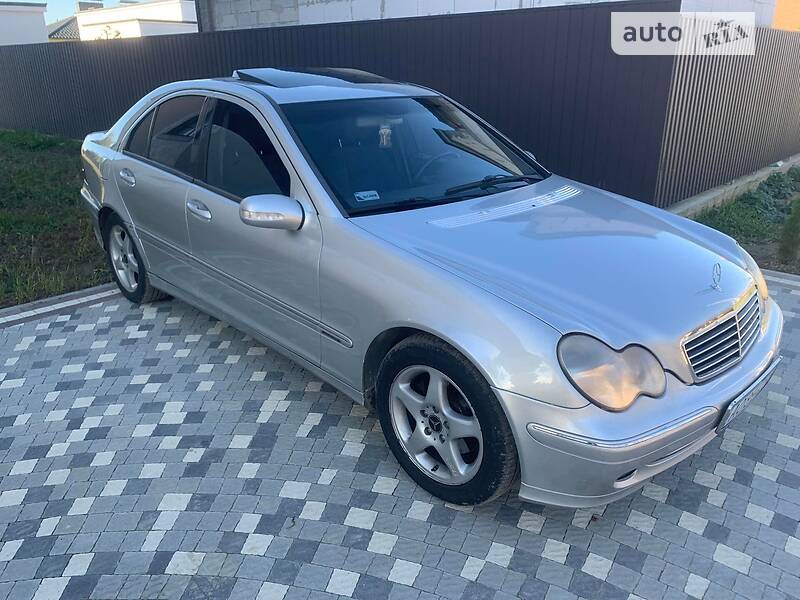 Седан Mercedes-Benz C-Class 2001 в Ужгороде