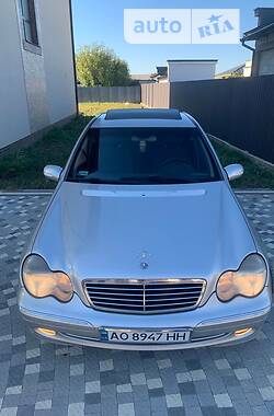 Седан Mercedes-Benz C-Class 2001 в Ужгороде