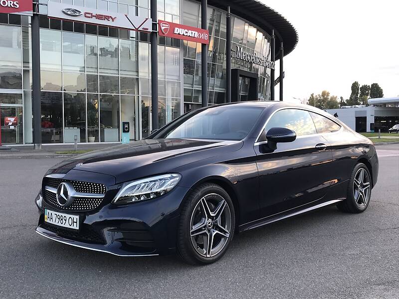 Купе Mercedes-Benz C-Class 2019 в 