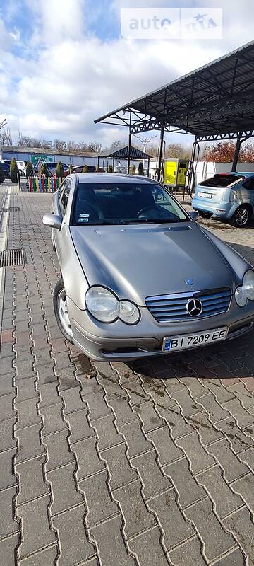 Купе Mercedes-Benz C-Class 2003 в Одесі