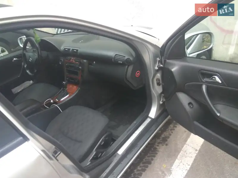 Mercedes-Benz C-Class 2002 VIN WDB2032041F232786 фото оголошення 11 з 54