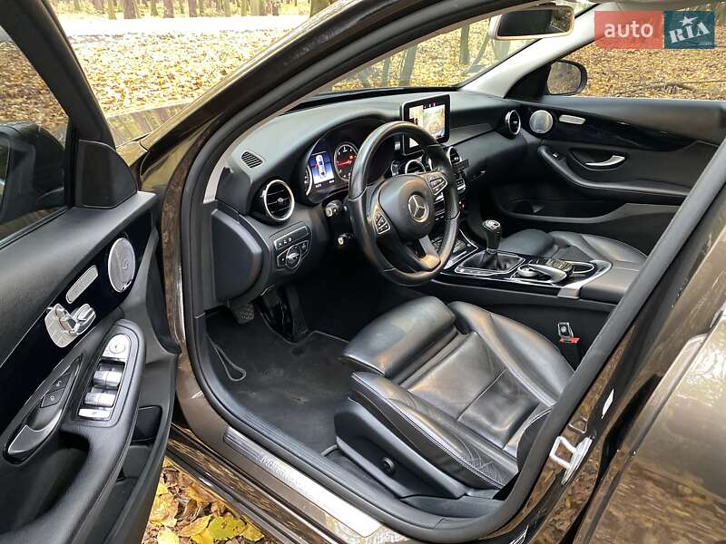 Седан Mercedes-Benz C-Class 2017 в Иршаве фото 39 Седан Mercedes-Benz C-Class 2017 в Иршаве