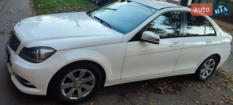 Седан Mercedes-Benz C-Class 2012 в Ужгороде