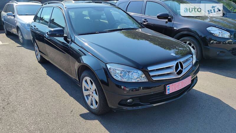 Универсал Mercedes-Benz C-Class 2010 в Ровно