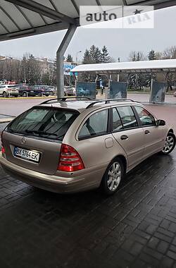 Универсал Mercedes-Benz C-Class 2004 в Ровно