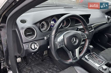 Седан Mercedes-Benz C-Class 2012 в 