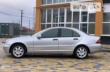 Седан Mercedes-Benz C-Class 2000 в 