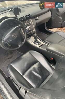 Купе Mercedes-Benz C-Class 2002 в 