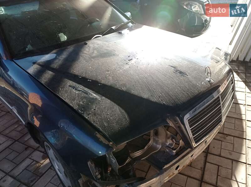 Седан Mercedes-Benz C-Class 1996 в Львове