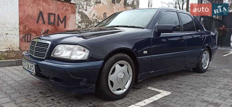 Седан Mercedes-Benz C-Class 1997 в Одессе