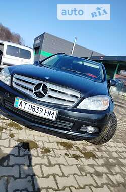 Універсал Mercedes-Benz C-Class 2010 в Коломиї