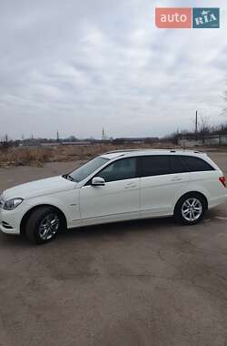 Седан Mercedes-Benz C-Class 2012 в Киеве