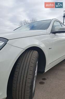 Седан Mercedes-Benz C-Class 2012 в Киеве