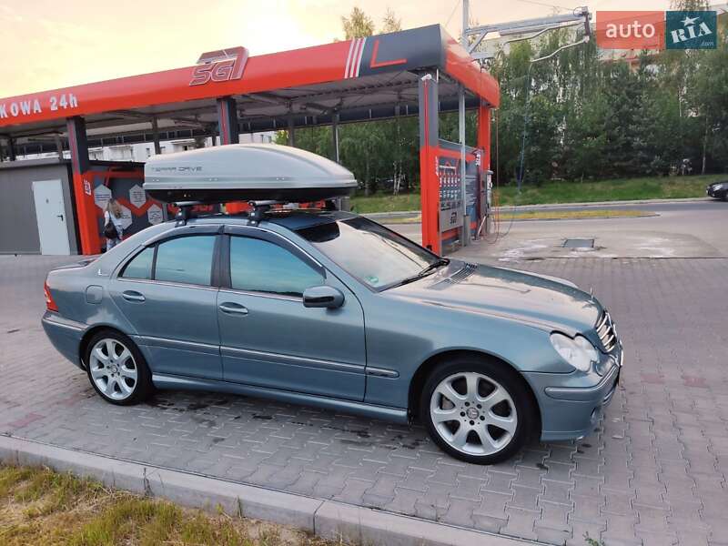 Седан Mercedes-Benz C-Class 2005 в Хмельницькому
