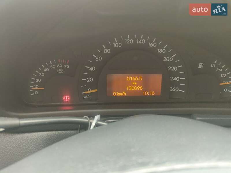 Універсал Mercedes-Benz C-Class 2003 в Києві