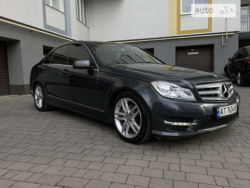 Седан Mercedes-Benz C-Class 2014 в Ивано-Франковске