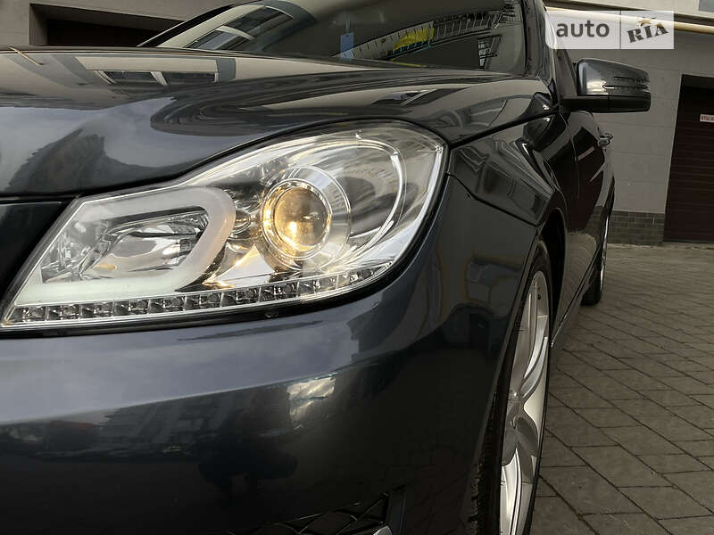 Седан Mercedes-Benz C-Class 2014 в Ивано-Франковске