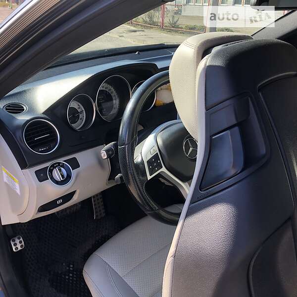 Купе Mercedes-Benz C-Class 2012 в Львове