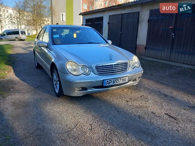 Mercedes-Benz C-Class