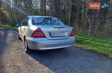 Седан Mercedes-Benz C-Class 2003 в Запорожье