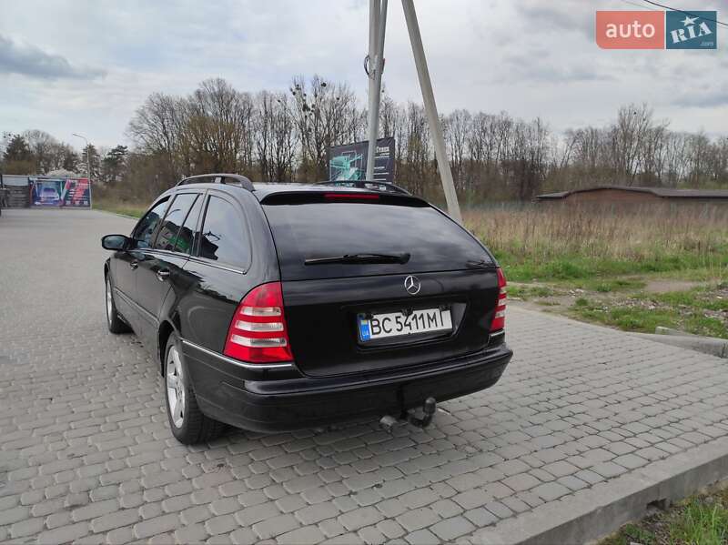 Универсал Mercedes-Benz C-Class 2006 в Львове