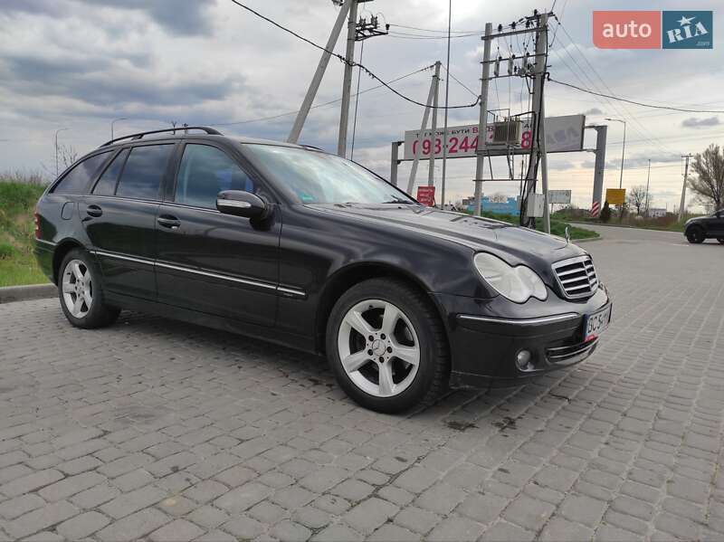 Универсал Mercedes-Benz C-Class 2006 в Львове