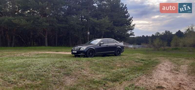 Седан Mercedes-Benz C-Class 2008 в Запоріжжі