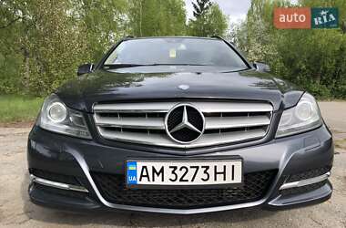 Универсал Mercedes-Benz C-Class 2013 в Звягеле