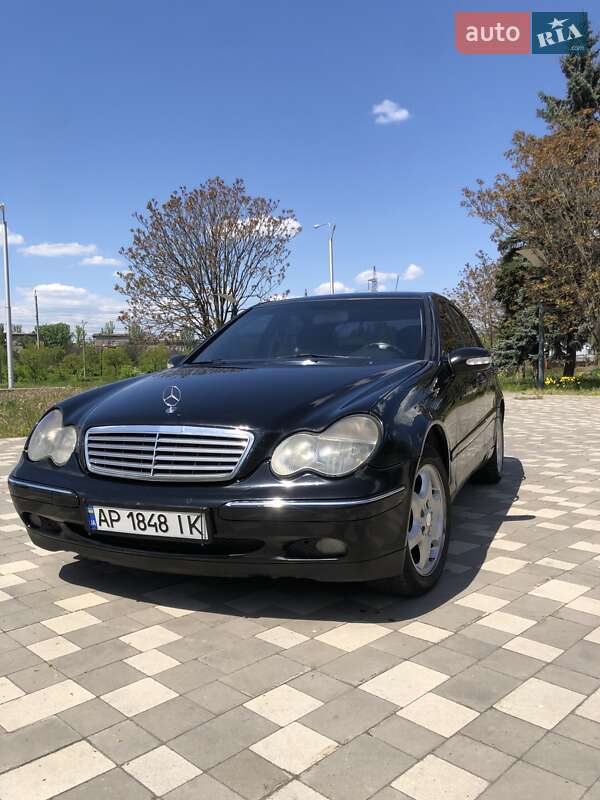 Седан Mercedes-Benz C-Class 2001 в Запорожье