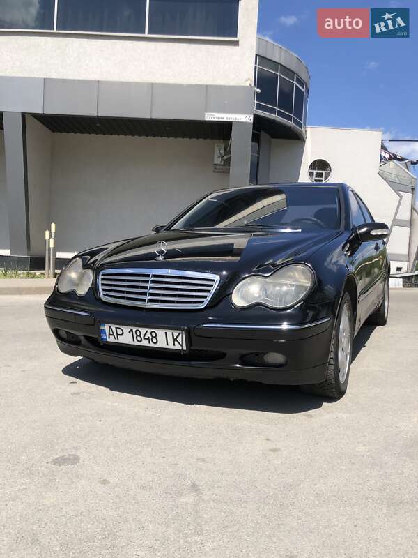 Седан Mercedes-Benz C-Class 2001 в Запорожье
