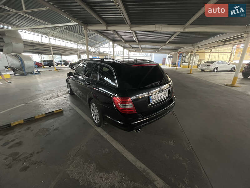 Універсал Mercedes-Benz C-Class 2013 в Вінниці
