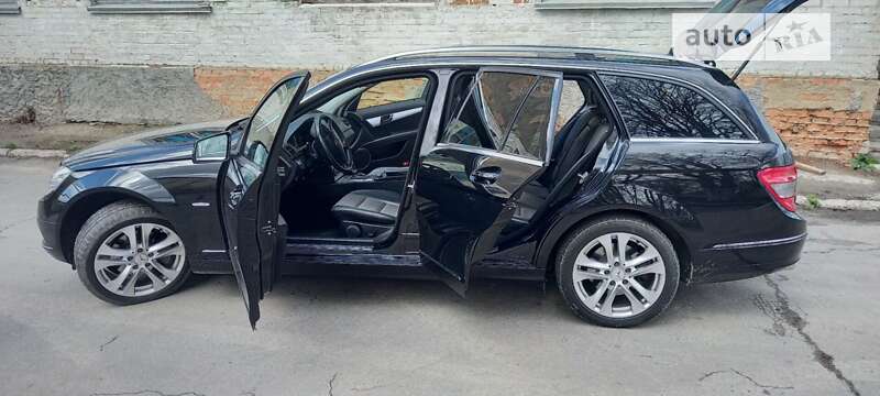 Универсал Mercedes-Benz C-Class 2008 в Жмеринке