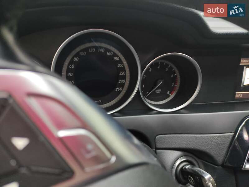 Седан Mercedes-Benz C-Class 2011 в Одесі