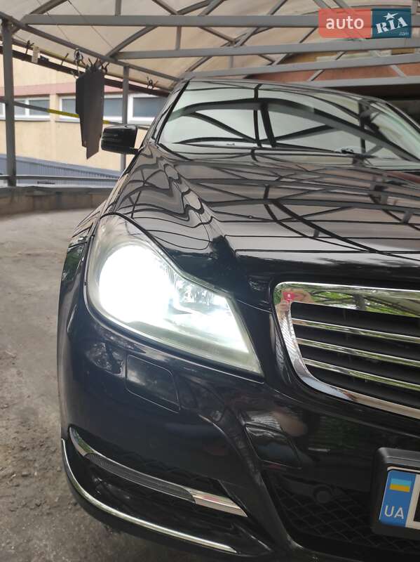 Седан Mercedes-Benz C-Class 2011 в Одесі